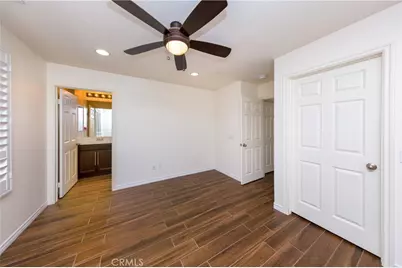 14705 Sherman Way, Van Nuys, CA 91405 - Photo 13