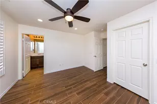 14705 Sherman Way, Van Nuys, CA 91405 - Photo 13