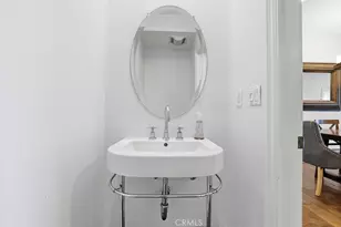 11504 Moorpark St, Studio City, CA 91602 - Photo 21