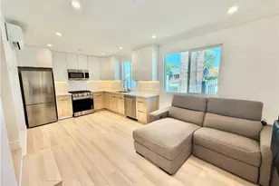 7445 Oakdale Ave, Winnetka, CA 91306 - Photo 39