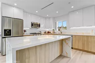 7445 Oakdale Ave, Winnetka, CA 91306 - Photo 13