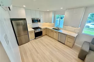 7445 Oakdale Ave, Winnetka, CA 91306 - Photo 29