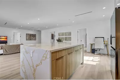 7445 Oakdale Avenue, Winnetka, CA 91306 - Photo 15