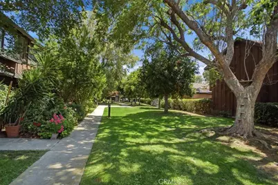 7509 Winnetka Ave, Winnetka, CA 91306 - Photo 21