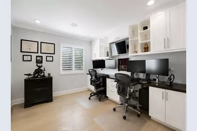 869 Admiral Court, Oak Park, CA 91377 - Photo 13