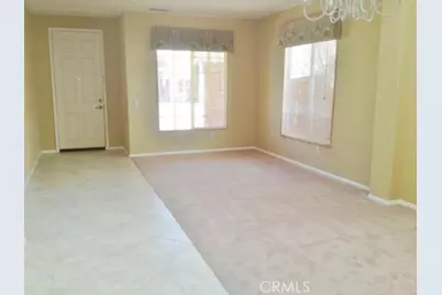 28680 Placerview Trail, Saugus, CA 91390 - Photo 3