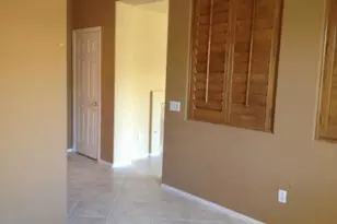 28680 Placerview Trail, Saugus, CA 91390 - Photo 9