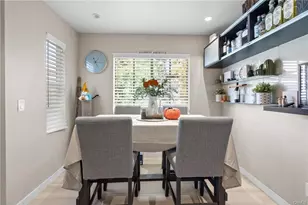 24496 Valle Del Oro, Newhall, CA 91321 - Photo 3