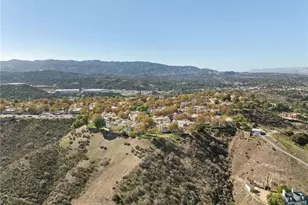 24496 Valle Del Oro, Newhall, CA 91321 - Photo 21