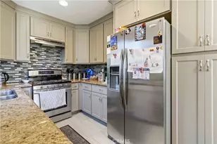 19406 Enadia, Reseda, CA 91335 - Photo 15