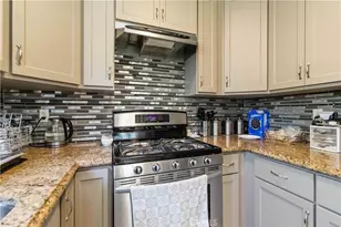 19406 Enadia, Reseda, CA 91335 - Photo 17