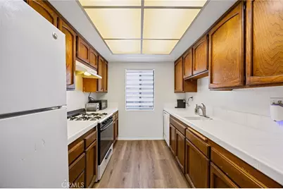 431 E Verdugo #G, Burbank, CA 91501 - Photo 9