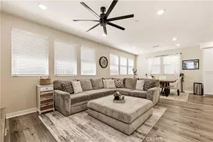 12827 Watt Ln, Sylmar, CA 91342 - Photo 19