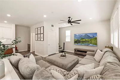 12827 Watt Lane #E, Sylmar, CA 91342 - Photo 17