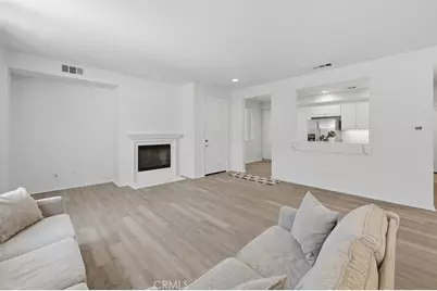 19324 Opal Lane, Saugus, CA 91350 - Photo 7