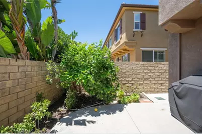 19324 Opal Lane, Saugus, CA 91350 - Photo 33