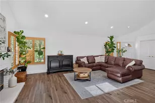 27827 Zion Ct, Castaic, CA 91384 - Photo 7