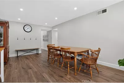 27827 Zion Court, Castaic, CA 91384 - Photo 11