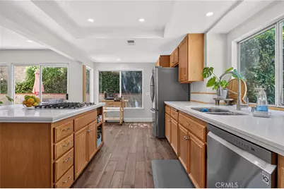 27827 Zion Court, Castaic, CA 91384 - Photo 17