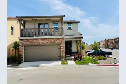 6251 E Overlook, Fresno, CA 93727 - Photo 1
