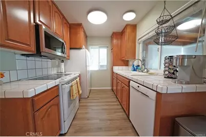 26360 Oakspur #A, Newhall, CA 91321 - Photo 5