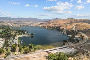 29124 Diablo Pl, Castaic, CA 91384 - Photo 43