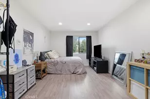 18530 Hatteras St, Tarzana, CA 91356 - Photo 17