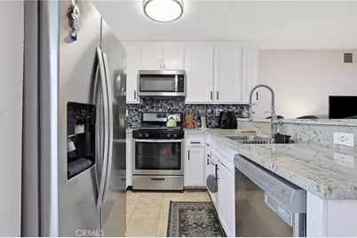 18530 Hatteras Street #337, Tarzana, CA 91356 - Photo 13