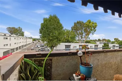 18530 Hatteras Street #337, Tarzana, CA 91356 - Photo 23