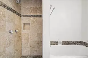 9640 La Salle, Los Angeles, CA 90047 - Photo 15