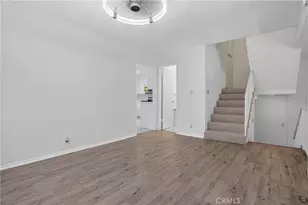 18410 Lull St, Reseda, CA 91335 - Photo 7