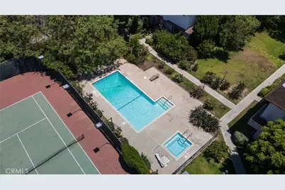 18410 Lull Street #1, Reseda, CA 91335 - Photo 29