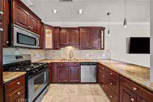 19157 Ave Of The Oaks, Newhall, CA 91321 - Photo 13