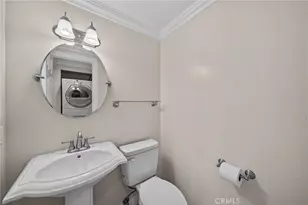 19157 Ave Of The Oaks, Newhall, CA 91321 - Photo 17