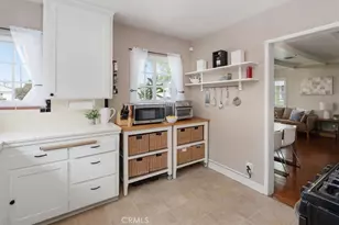 1212 N Avon St, Burbank, CA 91505 - Photo 15