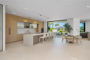 16988 Strawberry Dr, Encino, CA 91436 - Photo 21