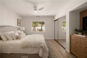 23105 Middlebank Dr, Newhall, CA 91321 - Photo 19