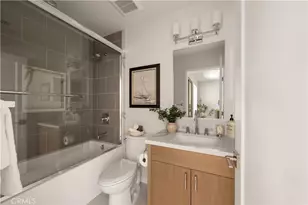 23105 Middlebank Dr, Newhall, CA 91321 - Photo 17