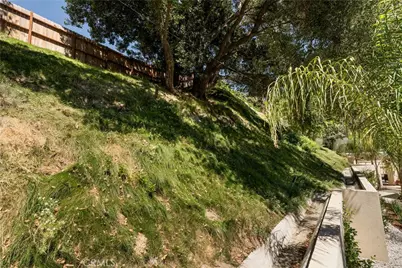 23105 Middlebank Drive, Newhall, CA 91321 - Photo 37