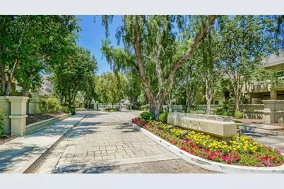 23971 Arroyo Park #82, Valencia, CA 91355 - Photo 3