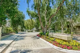23971 Arroyo Park, Valencia, CA 91355 - Photo 3