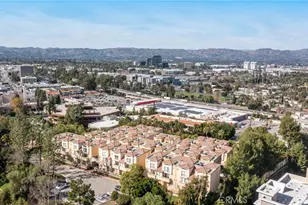 5220 Premiere Hills Circle, Woodland Hills, CA 91364 - Photo 41