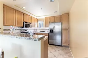 5220 Premiere Hills Circle, Woodland Hills, CA 91364 - Photo 17