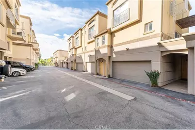 5220 Premiere Hills Circle #228, Woodland Hills, CA 91364 - Photo 49