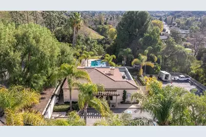 5220 Premiere Hills Circle #228, Woodland Hills, CA 91364 - Photo 39