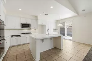 44022 Raven Ln, Lancaster, CA 93536 - Photo 3