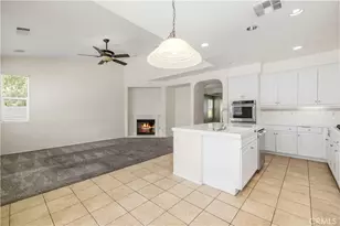 44022 Raven Ln, Lancaster, CA 93536 - Photo 13