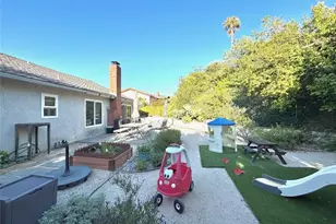 2378 Avenida Otono, Thousand Oaks, CA 91362 - Photo 33