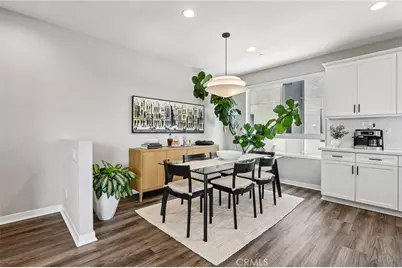 13219 Victory Boulevard, Van Nuys, CA 91401 - Photo 7