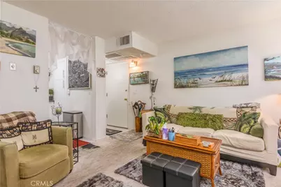 11813 Runnymede Street #14, North Hollywood, CA 91605 - Photo 5